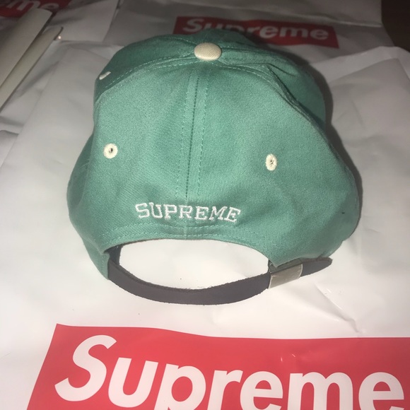 Supreme hats - Picture 2 of 8